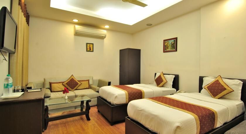 เดอะ เฮอร์มิเทจ โฮเต็ล Bed & Breakfast นิวเดลี ภายนอก รูปภาพ